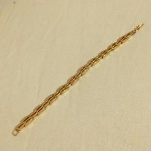 9k Gold bracelet